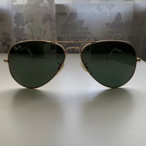 Ray-Ban Aviator Classic Sunglasses